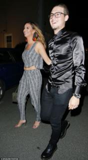 Ferne McCann feet photo thumbnail