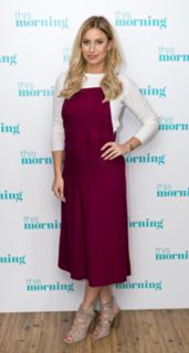 Ferne McCann feet photo thumbnail