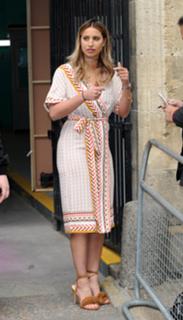 Ferne McCann feet photo thumbnail