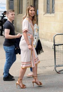 Ferne McCann feet photo thumbnail