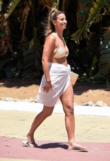 Ferne McCann feet photo thumbnail