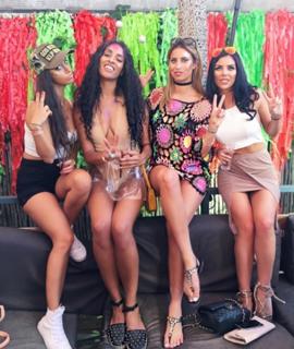 Ferne McCann feet photo thumbnail