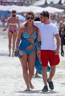 Ferne McCann feet photo thumbnail