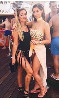 Ferne McCann feet photo thumbnail