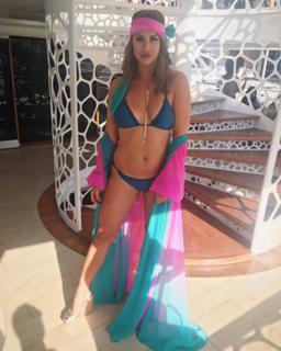 Ferne McCann feet photo thumbnail