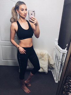 Ferne McCann feet photo thumbnail