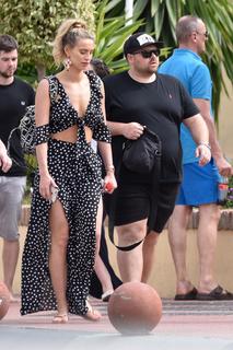 Ferne McCann feet photo thumbnail