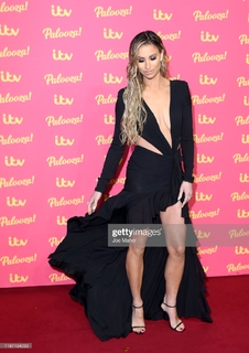 Ferne McCann feet photo thumbnail