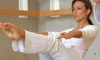 Fey feet photo thumbnail