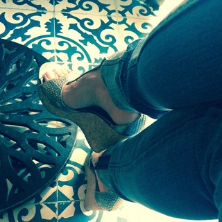 Fey feet photo thumbnail