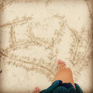 Fey feet photo thumbnail