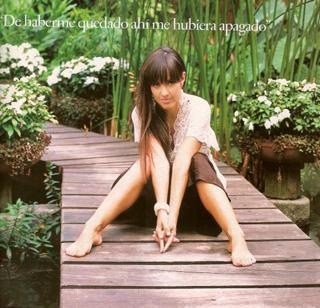 Fey feet photo thumbnail