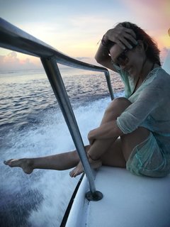 Fey feet photo thumbnail