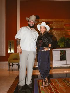 Fey feet photo thumbnail