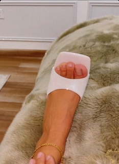 Fidji Ruiz feet photo 14