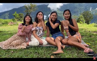 Filipina Pea feet photo 19