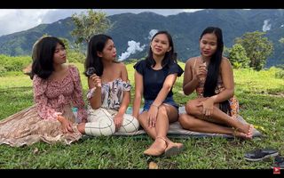Filipina Pea feet photo 14