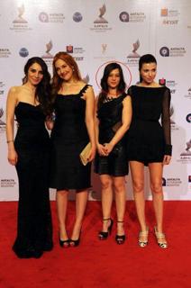 Filiz Ahmet feet photo 2