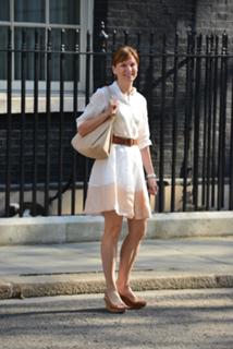 Fiona Bruce feet photo thumbnail