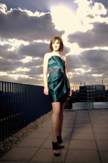 Fiona Bruce feet photo thumbnail