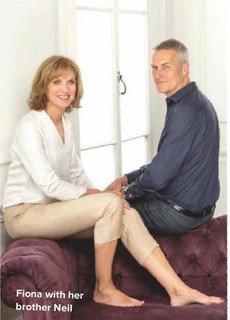 Fiona Bruce feet photo thumbnail
