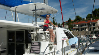 Fiona Bruce feet photo thumbnail