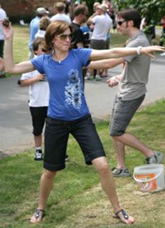 Fiona Bruce feet photo thumbnail