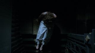 Fiona Dourif feet photo thumbnail