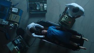 Fiona Dourif feet photo thumbnail