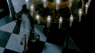 Fiona Dourif feet photo thumbnail