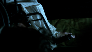 Fiona Dourif feet photo thumbnail