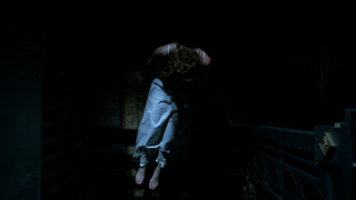 Fiona Dourif feet photo thumbnail