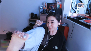 Fiona Fan feet photo thumbnail