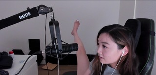 Fiona Fan feet photo thumbnail