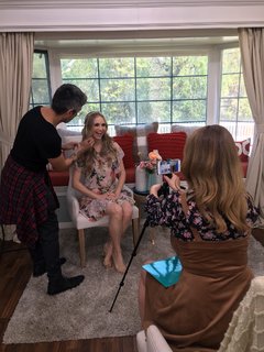 Fiona Gubelmann feet photo thumbnail