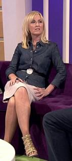 Fiona Phillips feet photo 2
