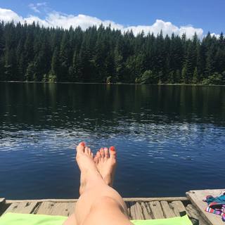 Fiona Vroom feet photo 8