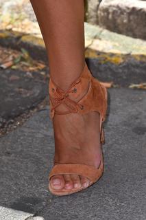 Fiona Wade feet photo 12
