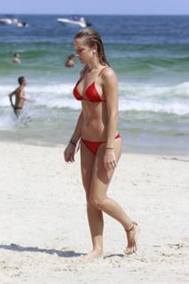 Fiorella Mattheis feet photo thumbnail