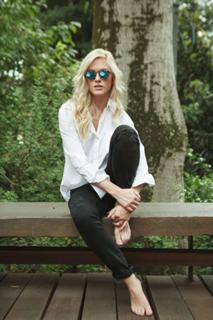 Fiorella Mattheis feet photo thumbnail