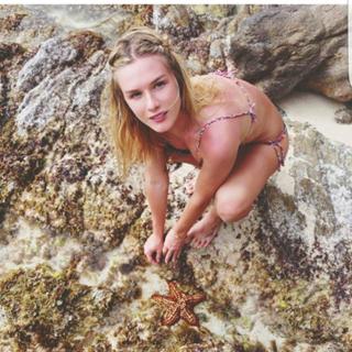 Fiorella Mattheis feet photo thumbnail