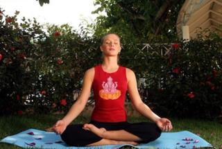 Fiorella Mattheis feet photo thumbnail