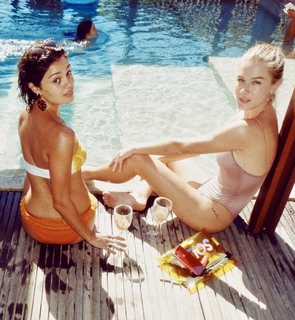 Fiorella Mattheis feet photo thumbnail