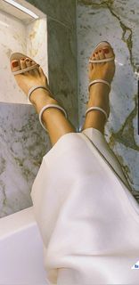 Fiorella Mattheis feet photo thumbnail