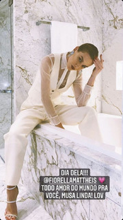 Fiorella Mattheis feet photo thumbnail