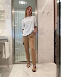 Fiorella Mattheis feet photo thumbnail