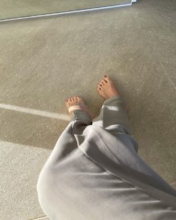 Fiorella Mattheis feet photo thumbnail