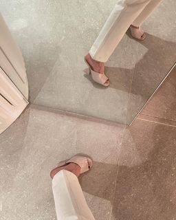 Fiorella Mattheis feet photo thumbnail