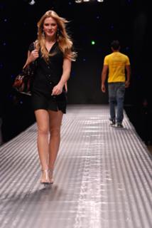 Fiorella Mattheis feet photo thumbnail