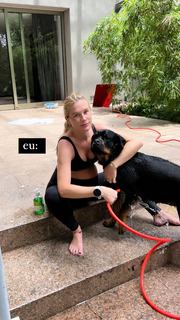 Fiorella Mattheis feet photo thumbnail